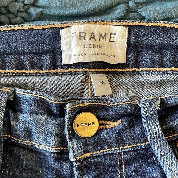 Frame Jeans - Picture 2 of 4